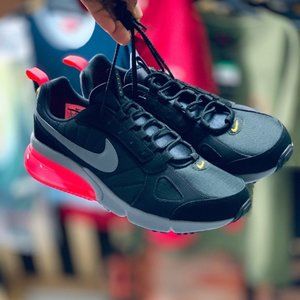 NIKE AIR MAX 270 “FUTURA”